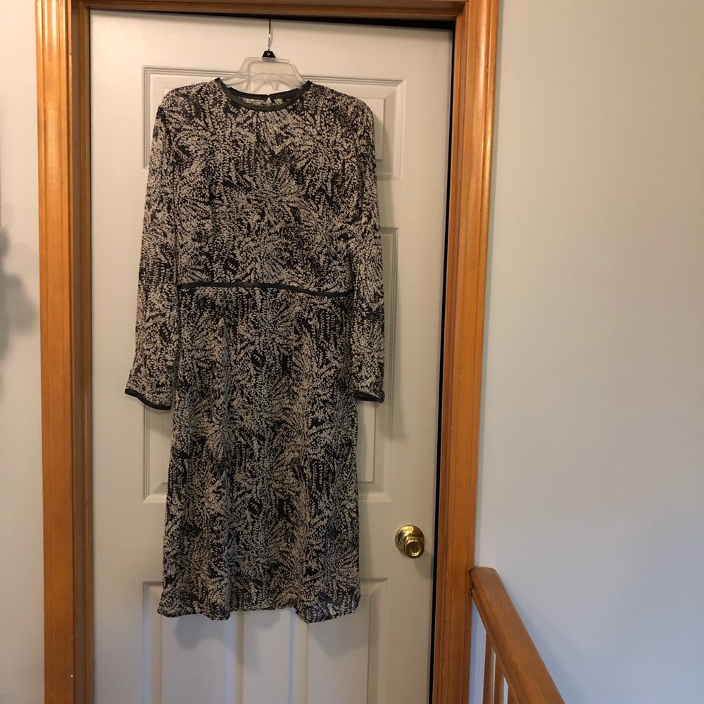 Who What Wear black/cream dress